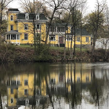 ガナノクエ Pangea House Bed & Breakfast エクステリア 写真